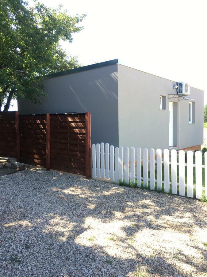 Apartment Grey Пореч Екстер'єр фото